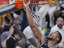 Bucks Pacers Basketball