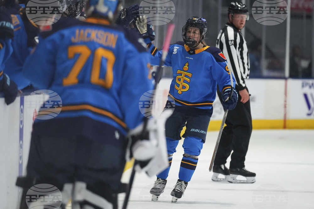 PWHL Sirens Sceptres Hockey