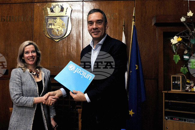 Бургас - община - УНИЦЕФ - проект