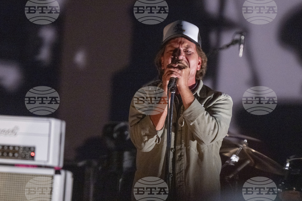 Pearl Jam in Concert - Atlanta