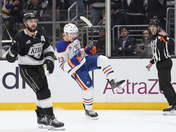 APTOPIX Oilers Kings Hockey