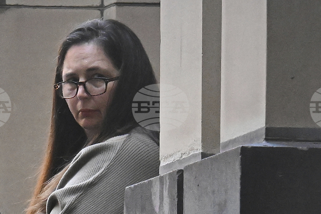 Австралийка, съдена за тройно убийство с отровни гъби, даде показания в съда