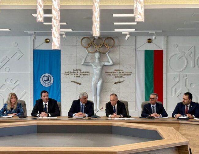 МОН: 2500 лева среден доход за завършилите „Спорт“ в НСА през последните 5 години