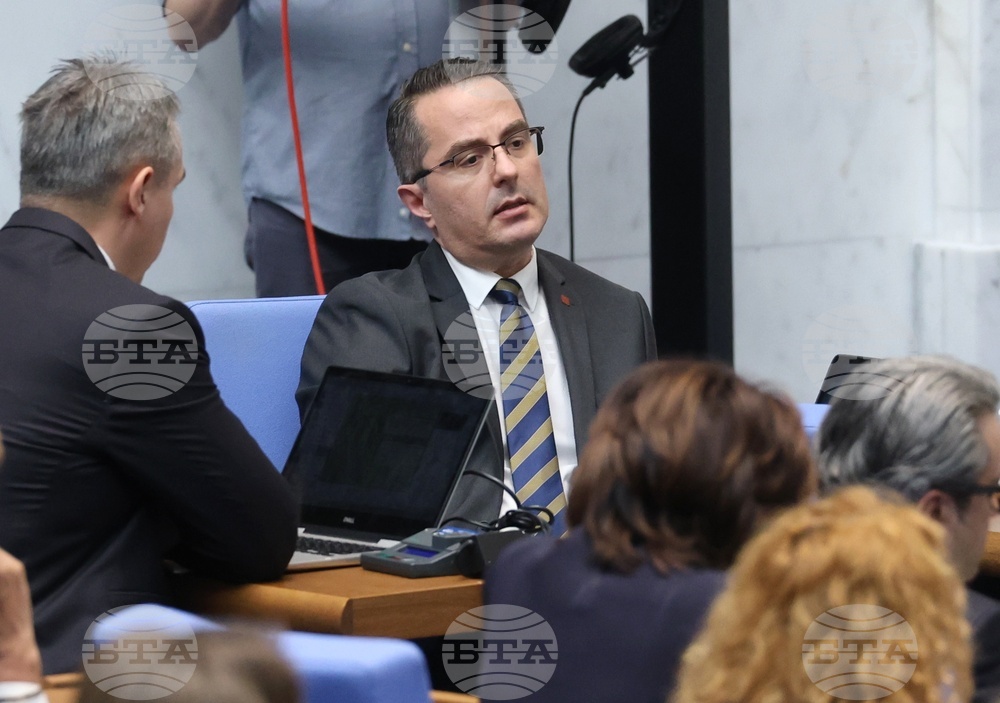 Vazrazhdane Begins Talks for New No-Confidence Motion