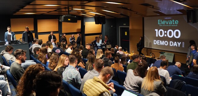 АУБ: Студентски стартъпи ще се борят за инвестиция от 30 000 долара на финала на акселераторската програма Elevate