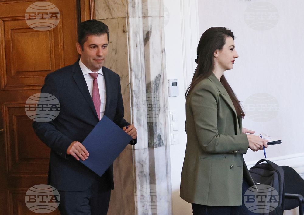 Народно събрание - "Продължаваме Промяната" - пресконференция