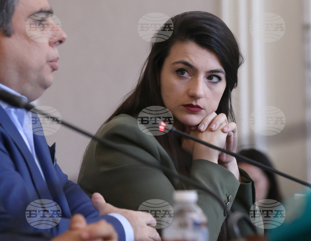Народно събрание - "Продължаваме Промяната" - пресконференция