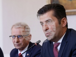 Народно събрание - "Продължаваме Промяната" - пресконференция