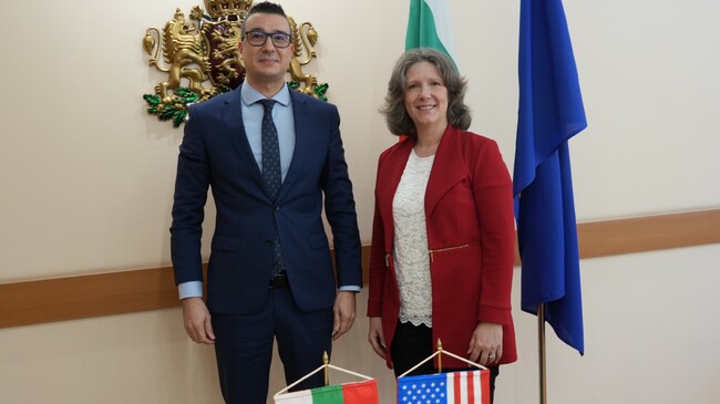 Economy Minister Dilov and US Embassy Chargé d’Affaires Falatko Seek Stronger Trade and Investment Links