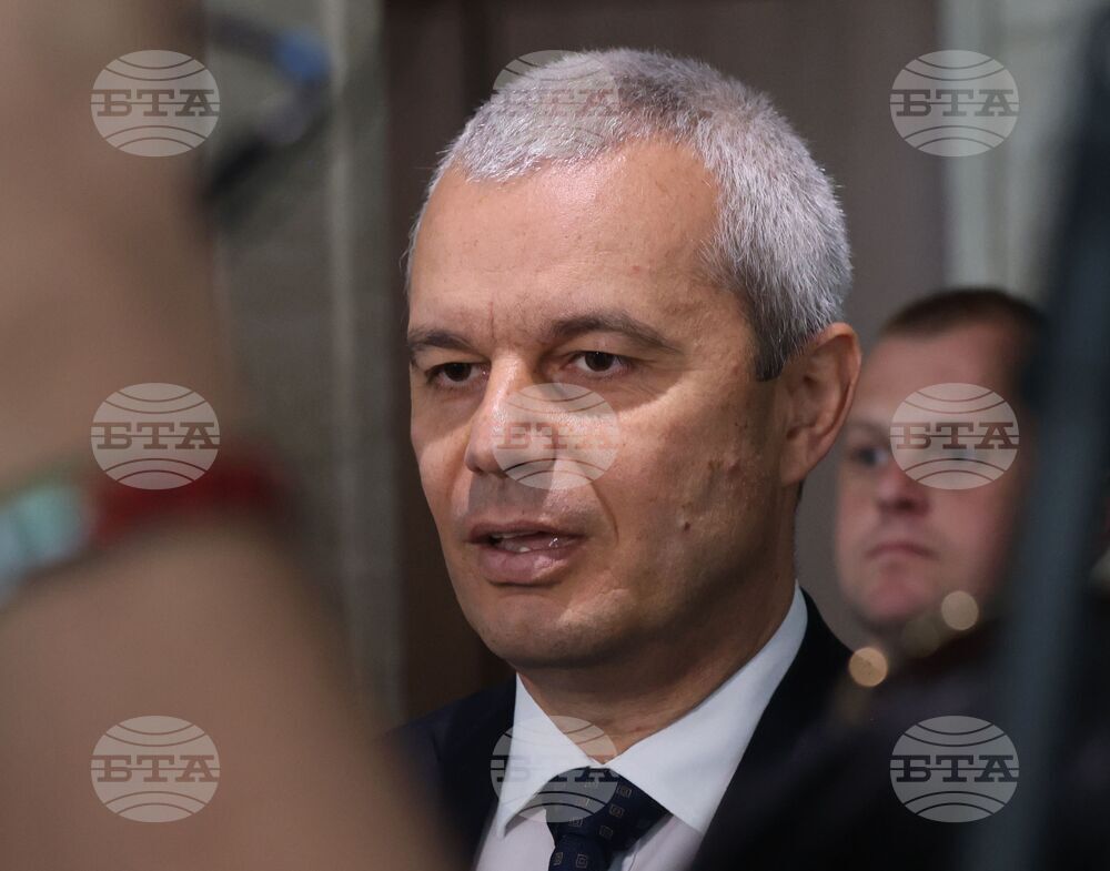 Лидерът на "Възраждане" Костадин Костадинов призова президента да свика Консултативния съвет за национална сигурност