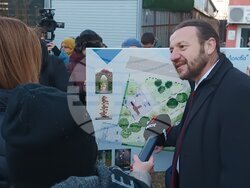 Снимка: Столична община, район Слатина – Първа копка на „Градината на Татяна Лолова“