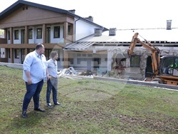 Незаконни постройки - премахване