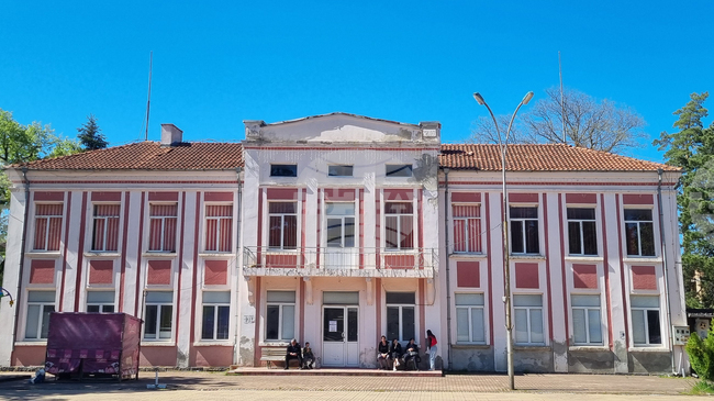 В читалището в Омуртаг представят книга за земляка Бранимир Орманов - първия български адмирал във Военноморския флот