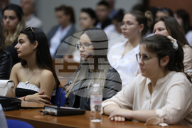 Благоевград - младежки форум - „Приключенията на демокрацията“