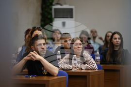 Благоевград - младежки форум - „Приключенията на демокрацията“