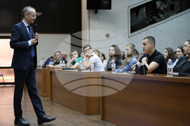 Благоевград - младежки форум - „Приключенията на демокрацията“