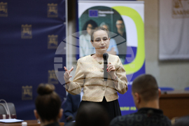 Благоевград - младежки форум - „Приключенията на демокрацията“