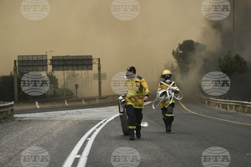Israel Palestinians Fire