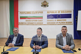 Плевен - среща за координирани действия срещу популацията на комарите