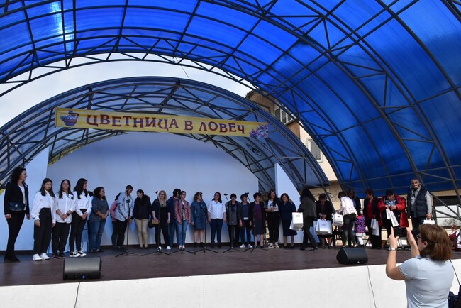 Община Ловеч е готова с условията и изискванията към участниците в „Цветница 2023“