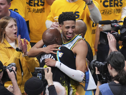 Bucks Pacers Basketball