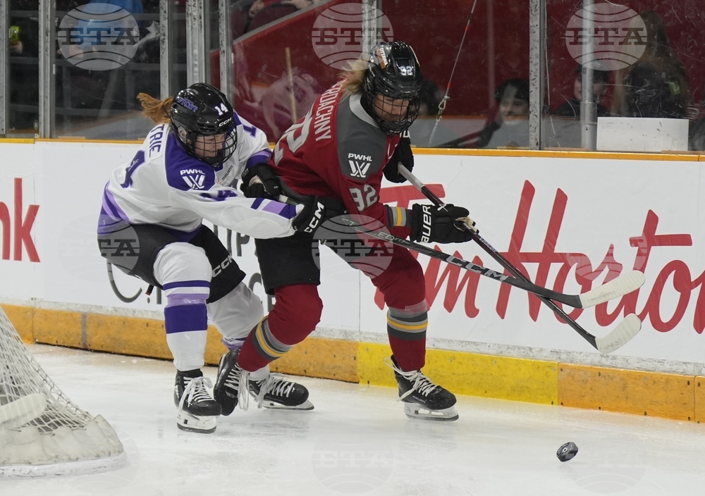 PWHL Frost Charge Hockey