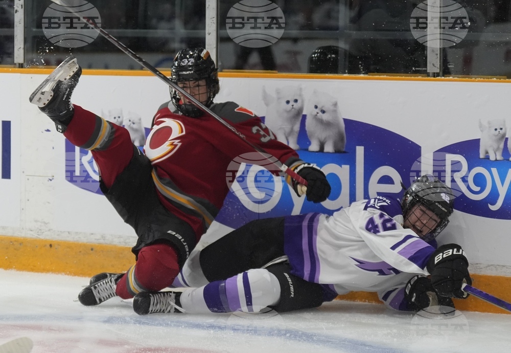 PWHL Frost Charge Hockey