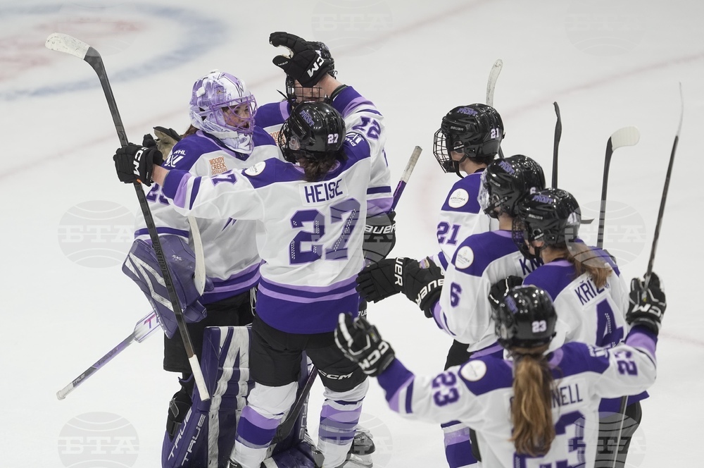PWHL Frost Charge Hockey