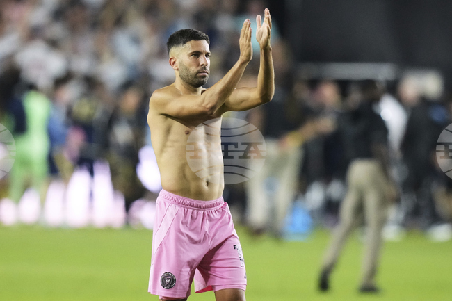 Жорди Алба остава в Интер Маями