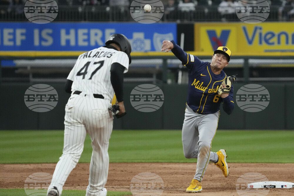 Brewers White Sox Baseball