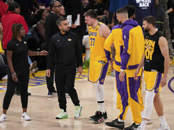 Timberwolves Lakers Basketball