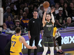 Timberwolves Lakers Basketball