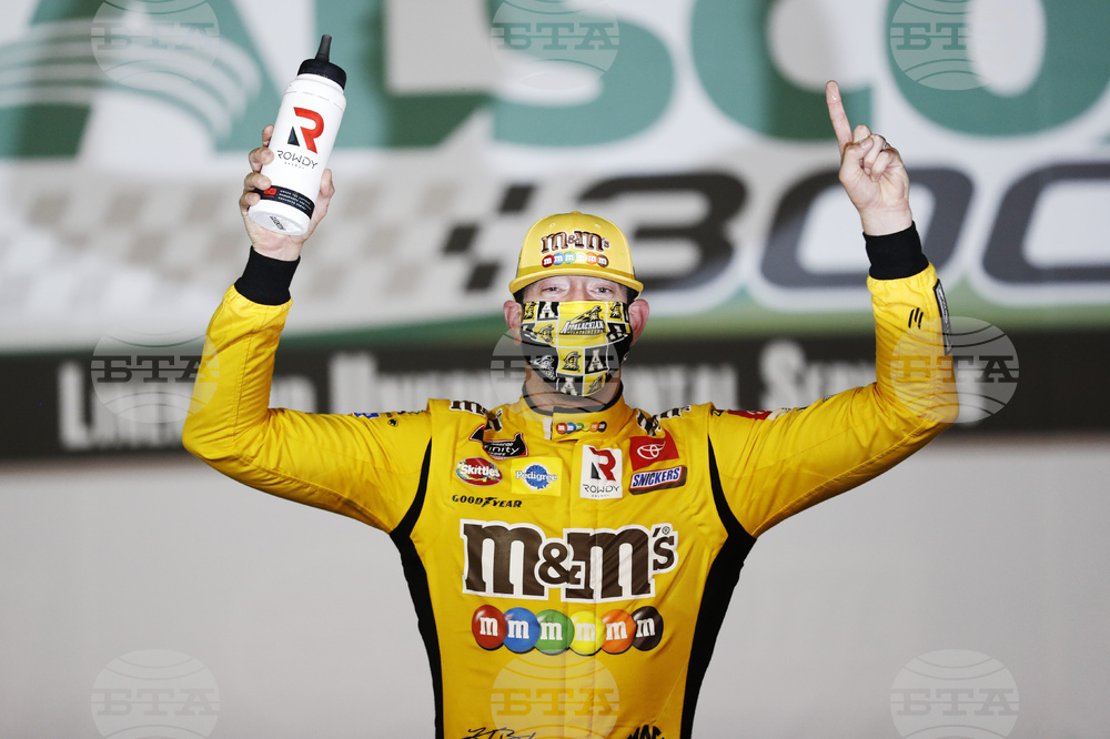 NASCAR-Busch Turns 40 Auto Racing