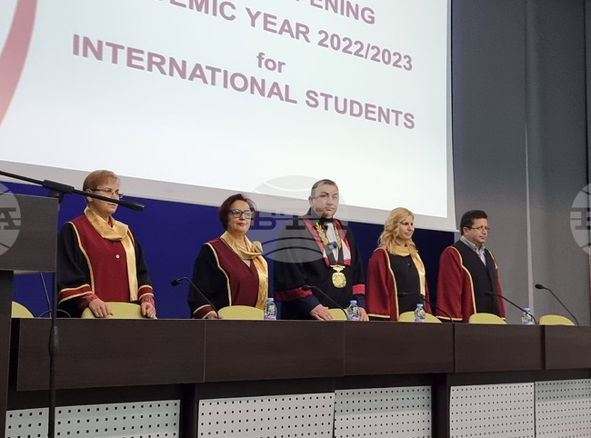 Плевен - Медицински университет - чуждестранни студенти - учебна година