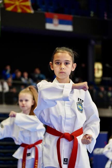 София Русева спечели бронзов медал в първия ден на европейското първенство по таекуон-до ITF в Талин