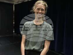 Спектакъл изследва системите, които ни движат, снимка – „Алма алтер“