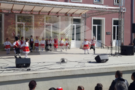 Левски - фолклорен фестивал