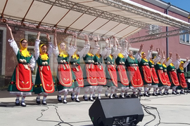 Левски - фолклорен фестивал