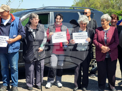 Село Войника - протест - път между селата Тамарино и Войника - блокада