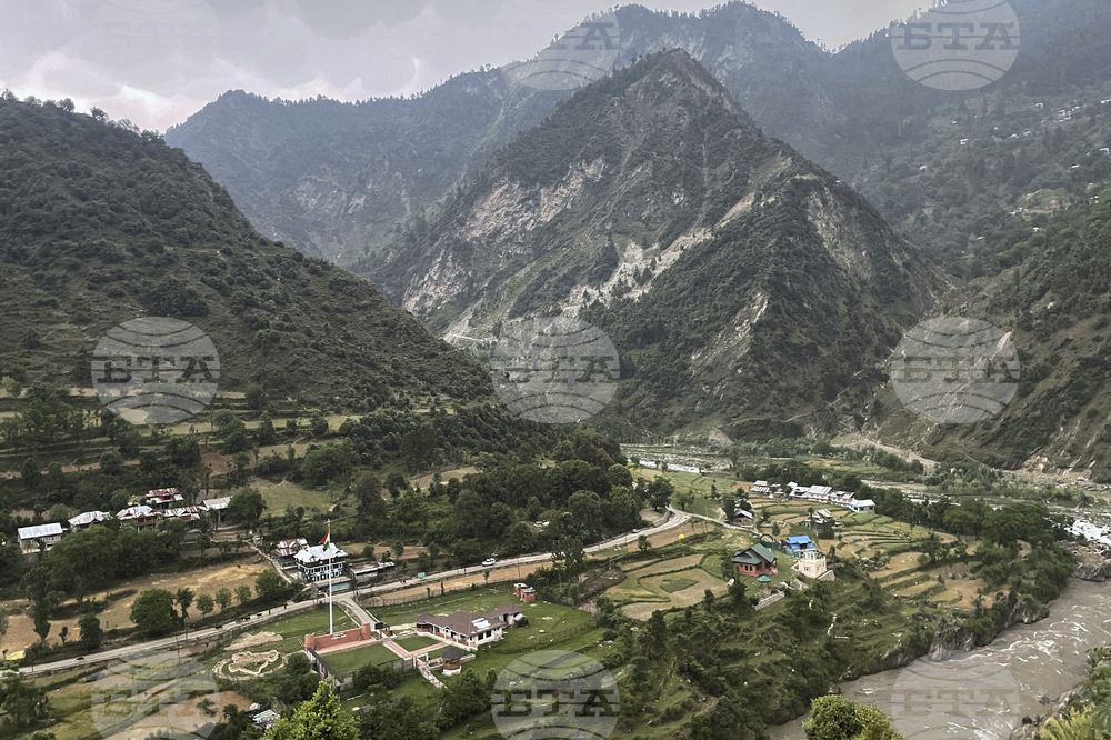 Pakistan Kashmir India