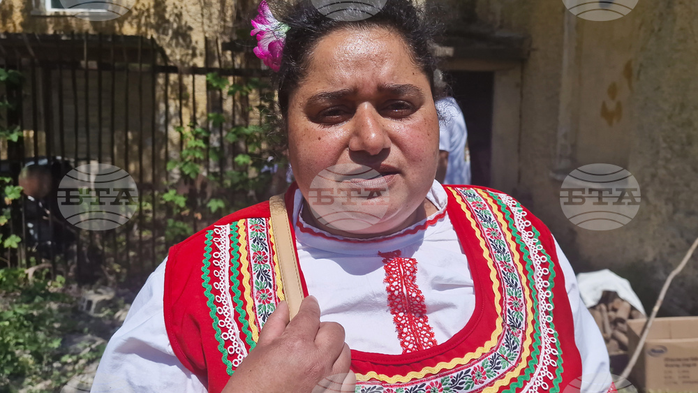 Благотворителна акция за самотна майка от село Безводица, община Балчик, организира сдружение "Прегръдка" от Варна