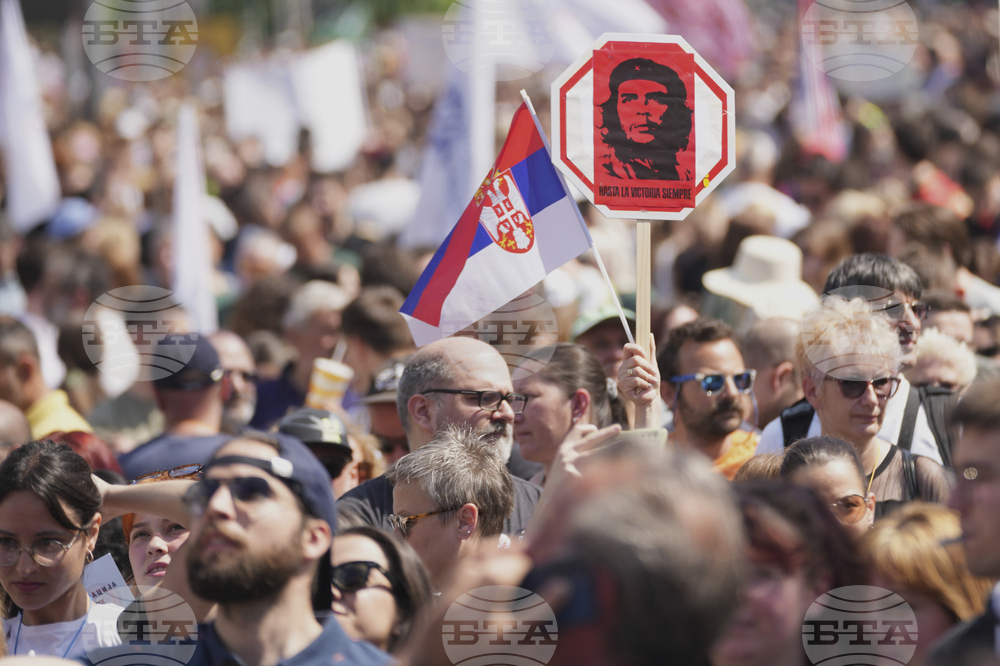 Protesters in Serbia Block Courthouse Entrances, Demand Release of Detained Activists