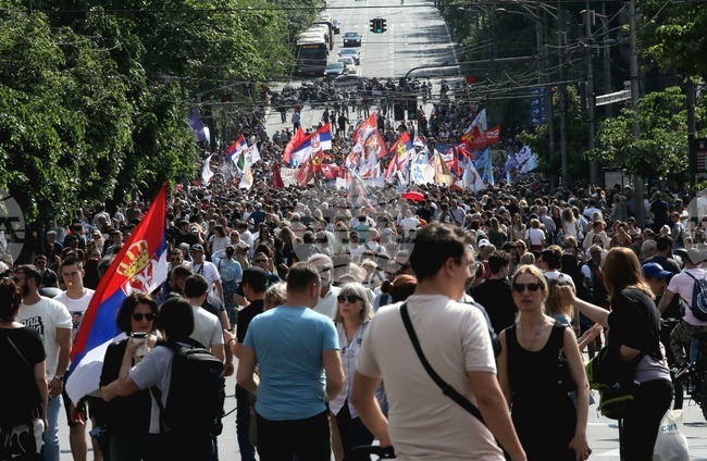 Serbia's Education Ministry Extends School Year Due to Strikes and Blockades