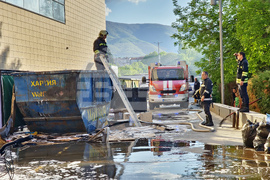 Пожар - контейнер за хартия