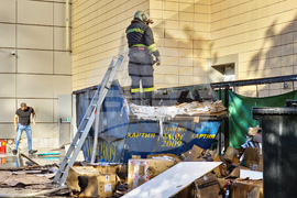 Пожар - контейнер за хартия