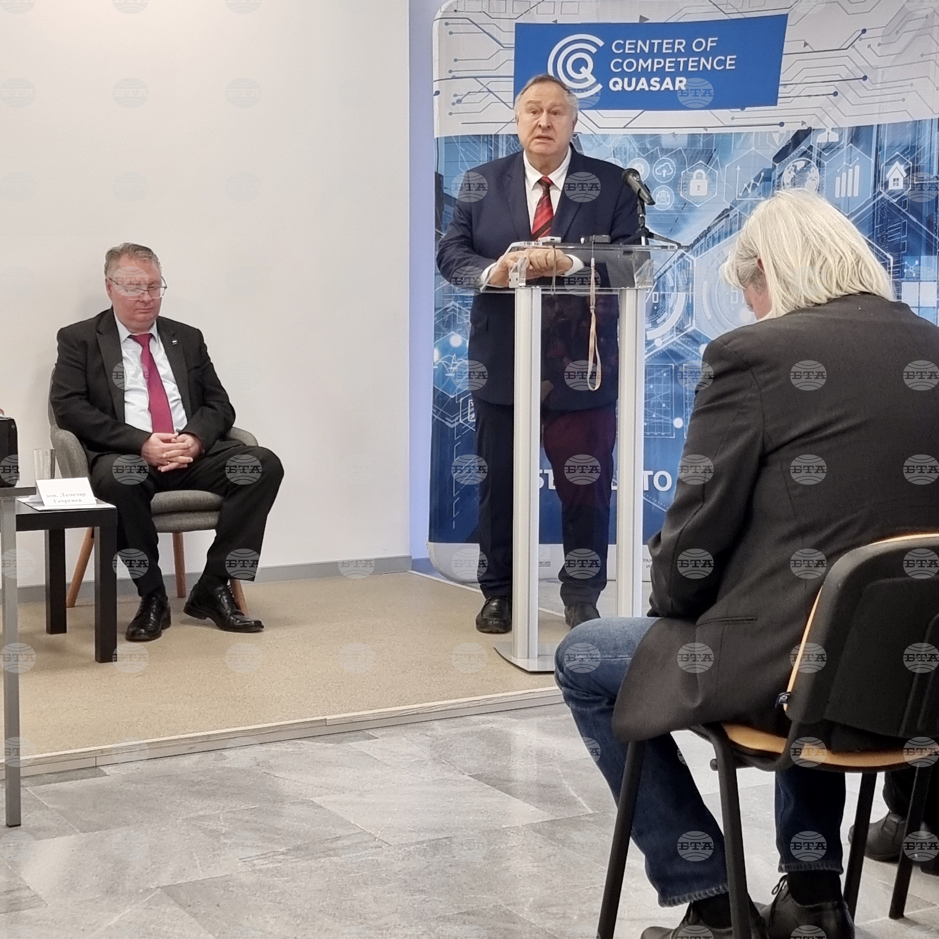 Център КВАЗАР - Национален план на България за изграждане на квантово-комуникационна инфраструктура