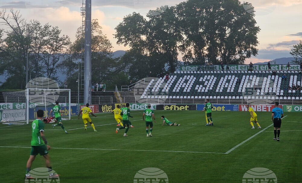 Крумовград се поздрави с успех при гостуването си срещу Хебър 