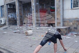 Хасково - протест - щети по сградата на РПУ
