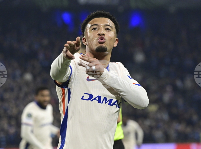 Джейдън Санчо е отказал трансфер в Рома заради връзка с американска рап изпълнителка