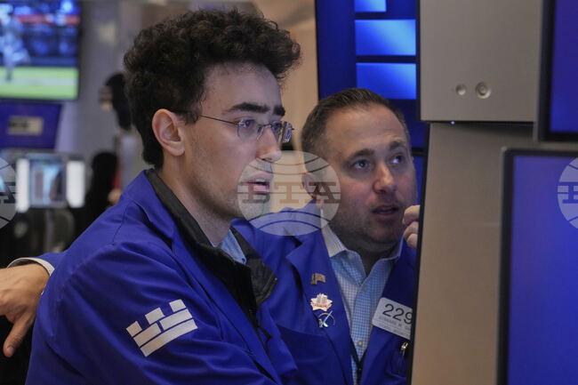 Индексите в Ню Йорк се отправиха нагоре в началото на търговията